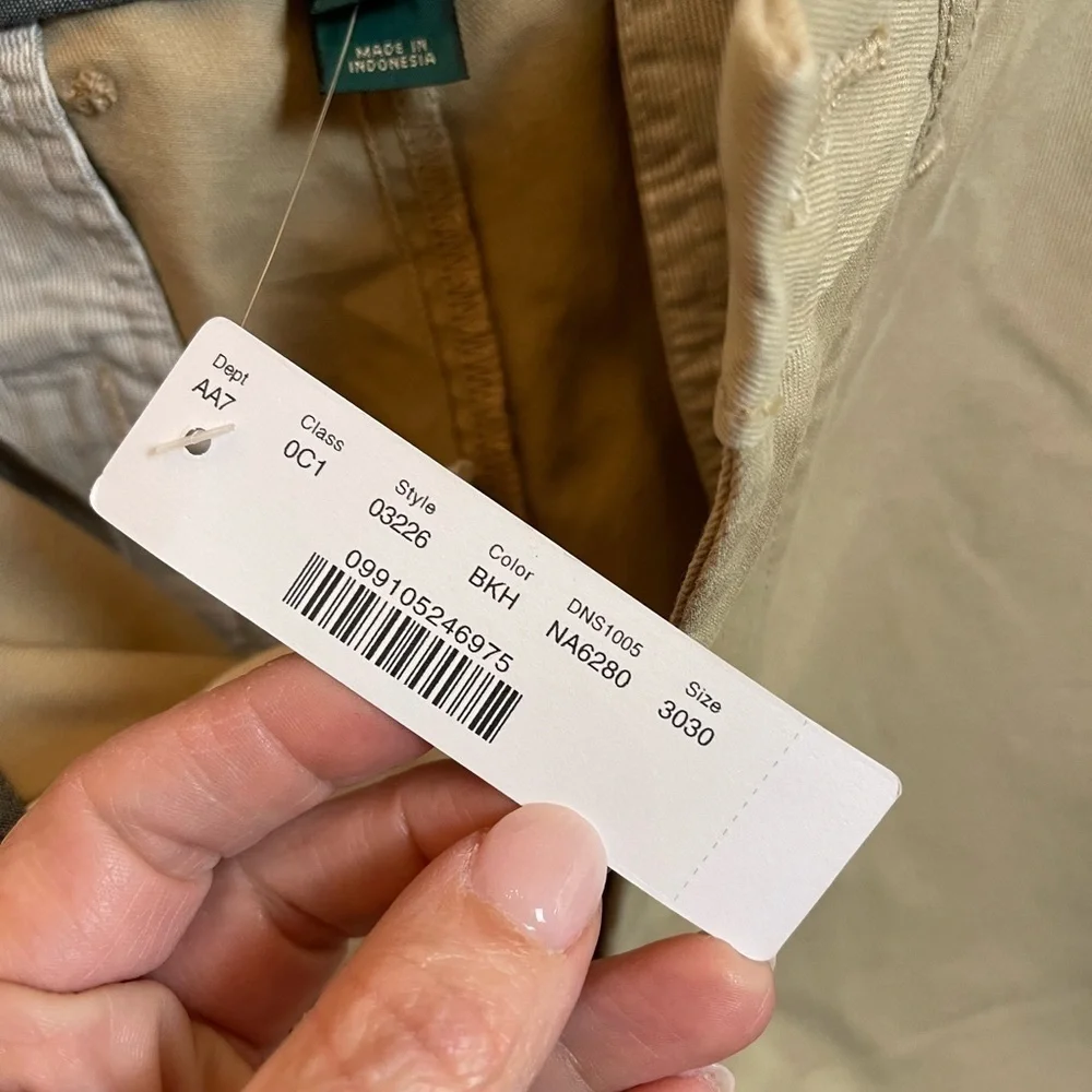 NWT J Crew 484 slim khakis Size 30x20